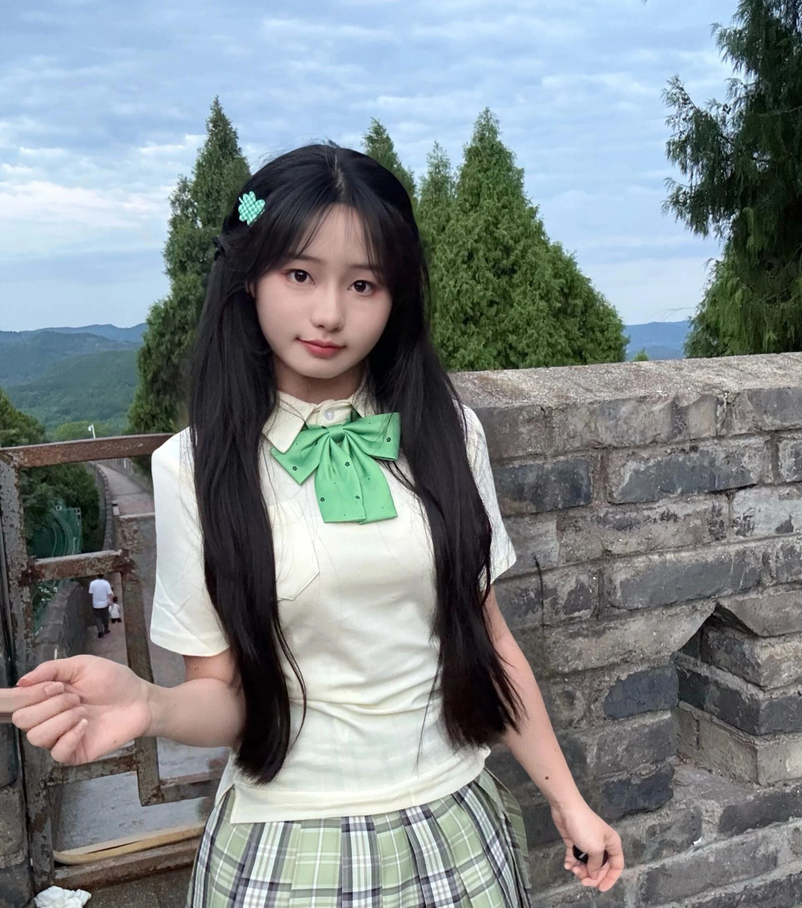 小青提plo衫～